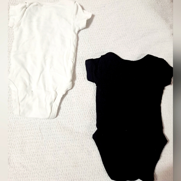 Mom onesis - Picture 2 of 2